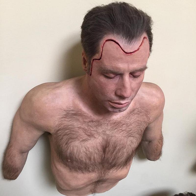 John Travolta torso used for face removal scene in 'Face Off'